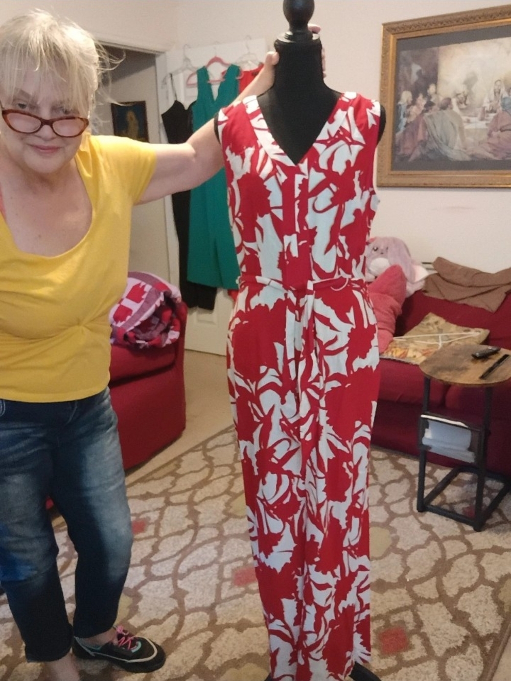 Liz Claiborne Red & White Floral Sleeveless V-Neck Jumpsuit
